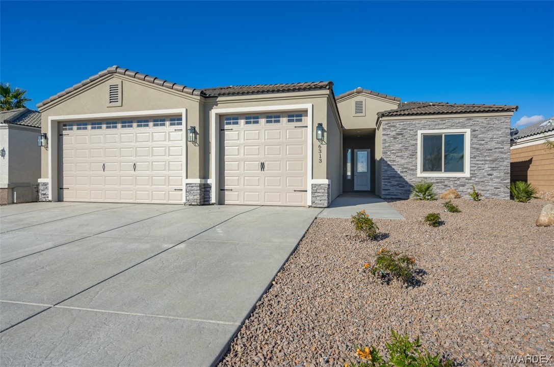 6313 S Vista Laguna Drive