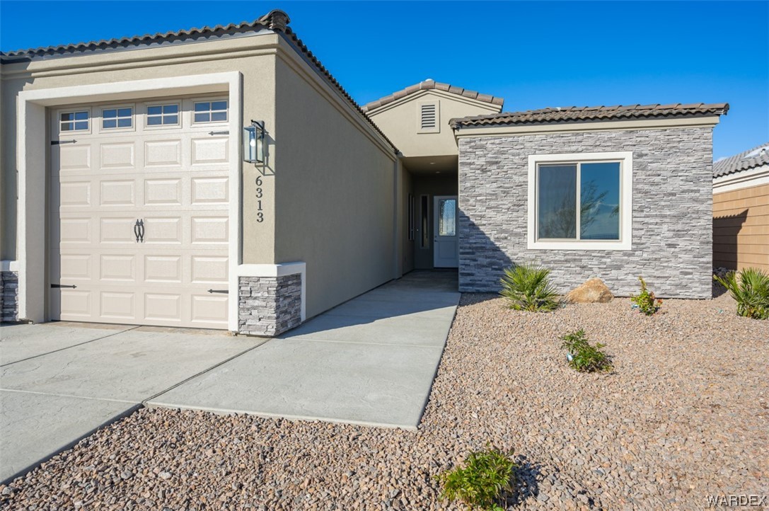 6313 S Vista Laguna Drive
