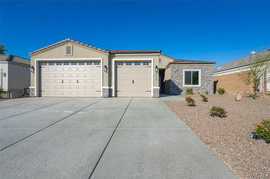 6313 S Vista Laguna Drive