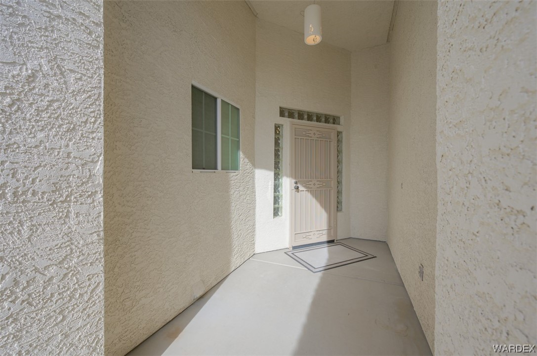 2031 E Lago Grande Place