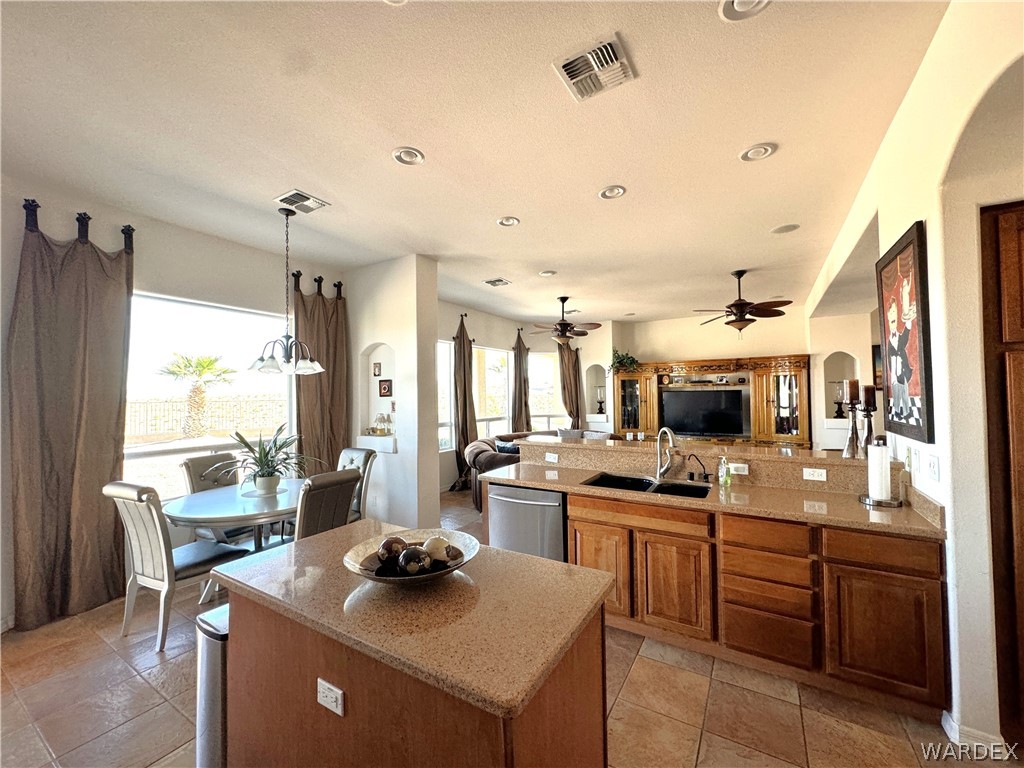 2619 Rolling Hills Road