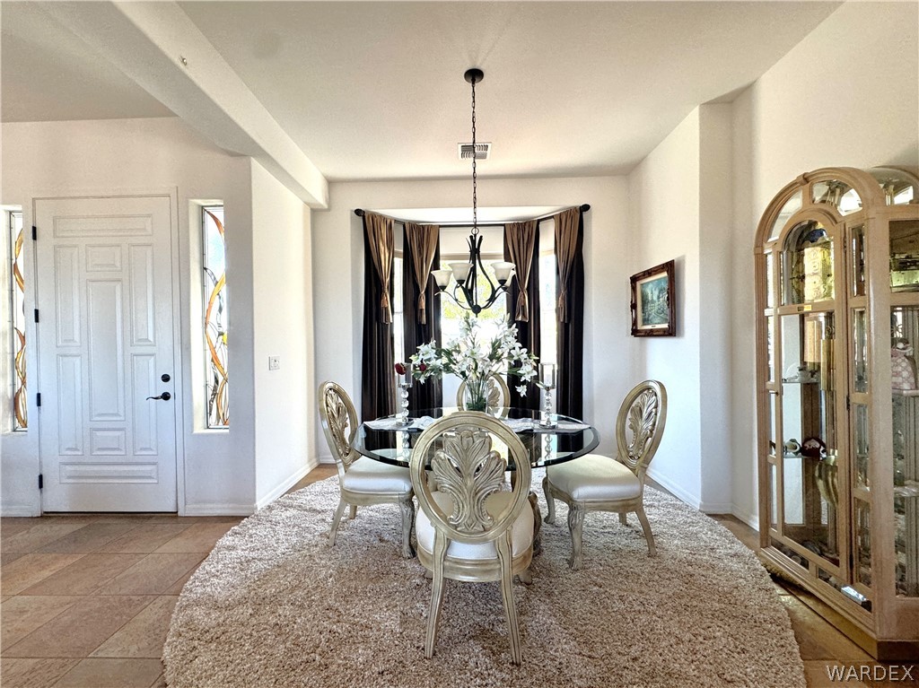 2619 Rolling Hills Road