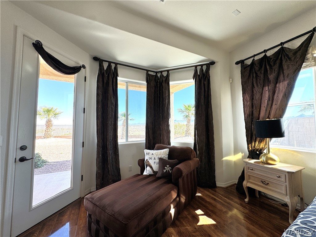 2619 Rolling Hills Road