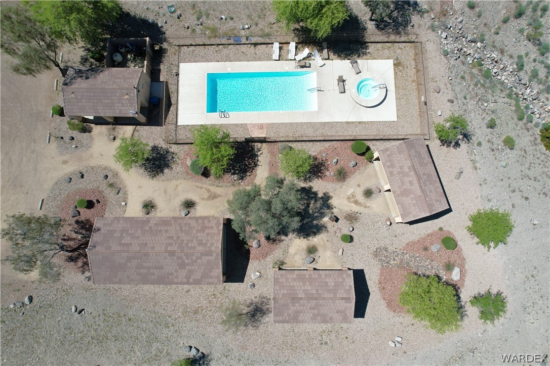 2619 Rolling Hills Road