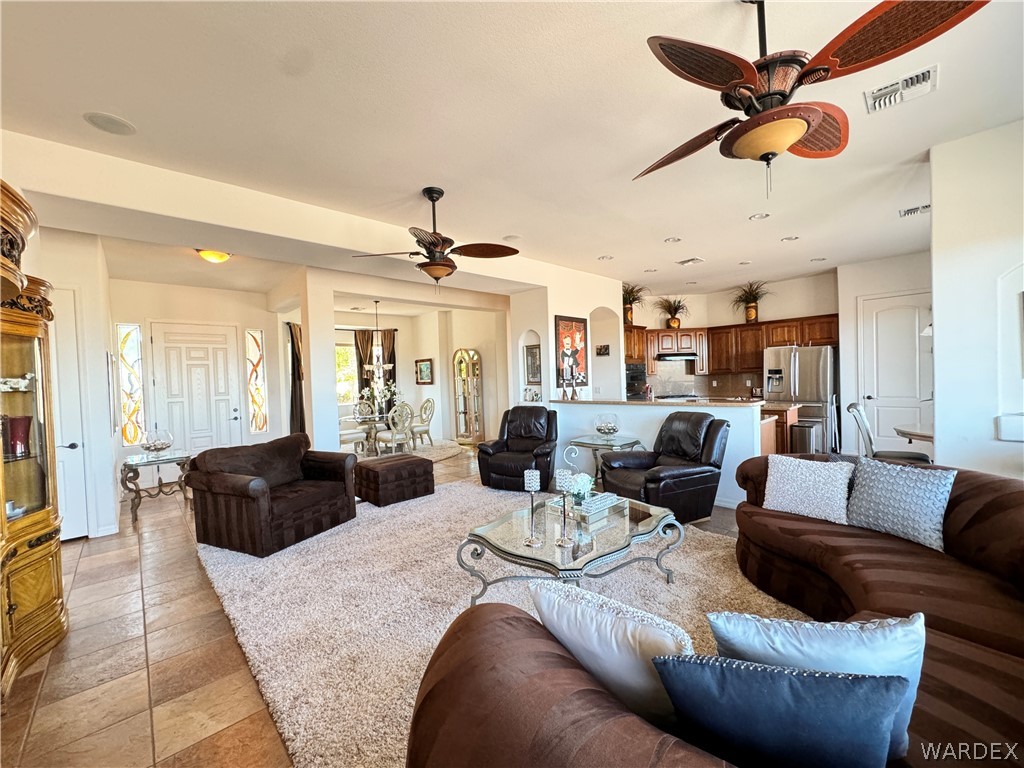 2619 Rolling Hills Road