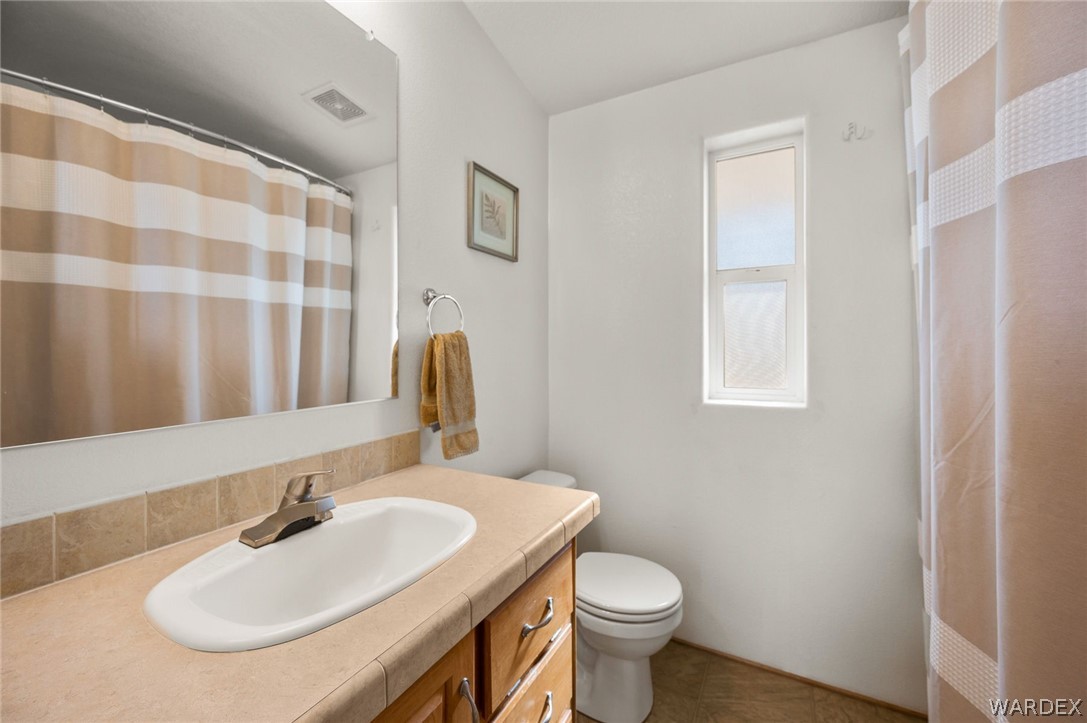 2000 Ramar Road 137