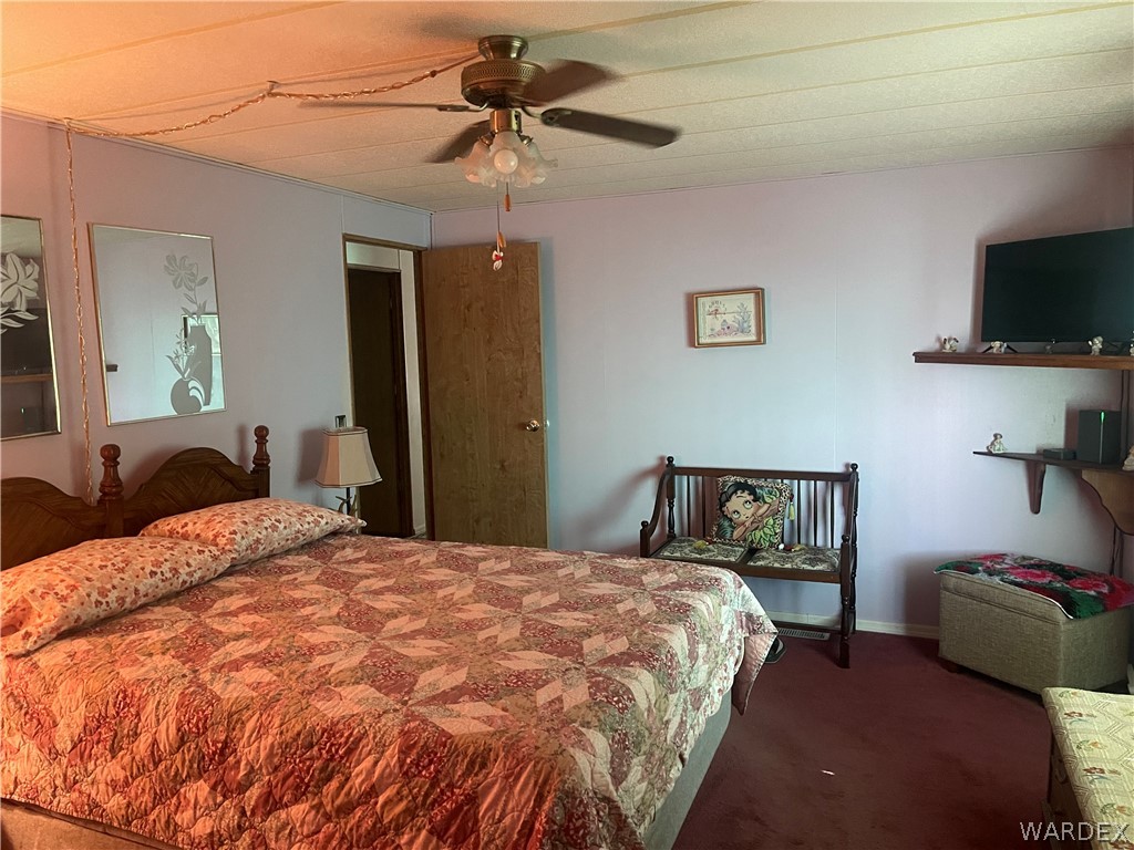 1084 Navajo Drive