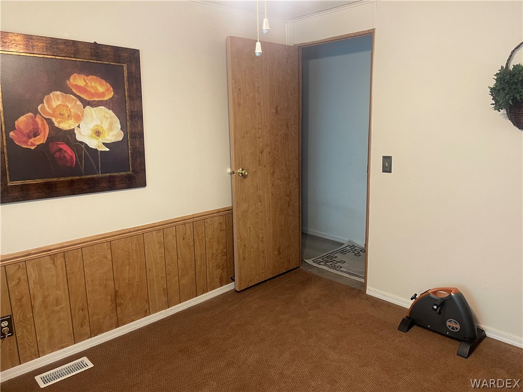 1084 Navajo Drive