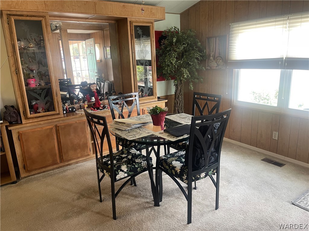 1084 Navajo Drive