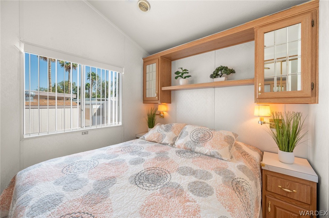 2000 Ramar Road 242