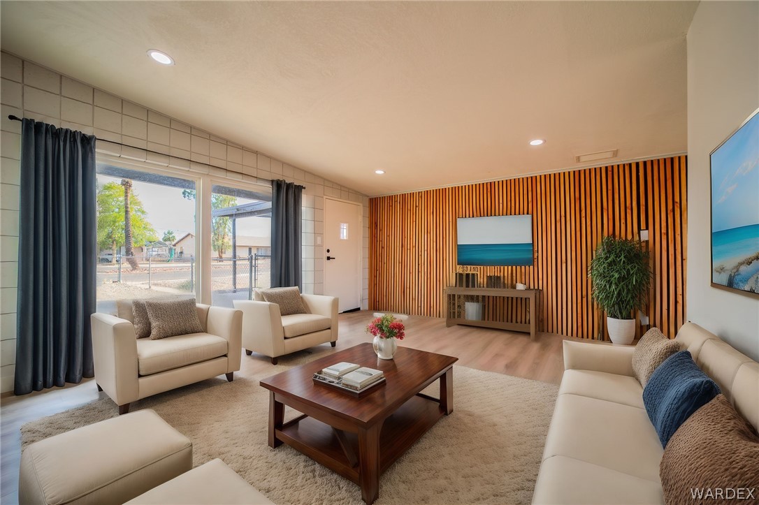 1845 Riviera Boulevard