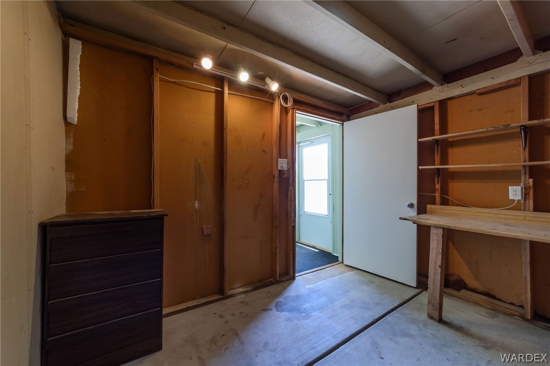 1629 Talc Plaza