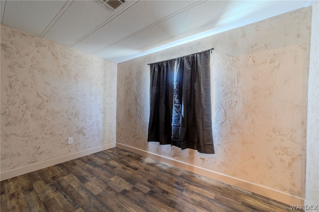 1629 Talc Plaza