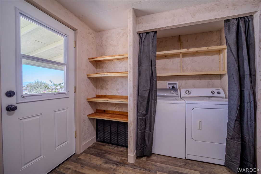 1629 Talc Plaza