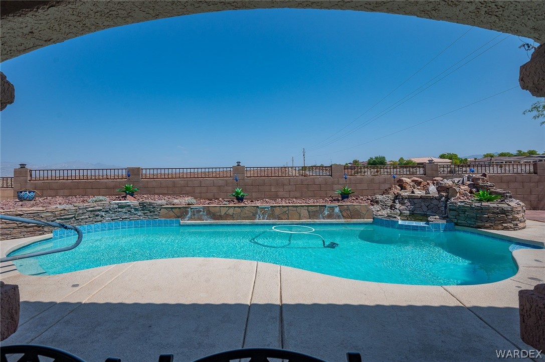 2595 Majestic Way