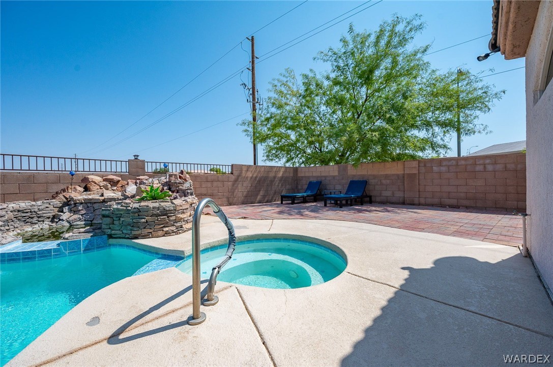 2595 Majestic Way