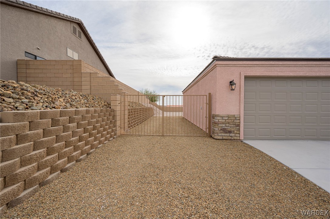 2648 Unicorn Road Road