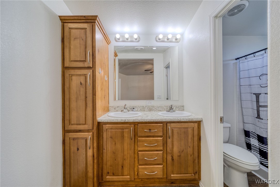 1818 Surf And Sand Drive