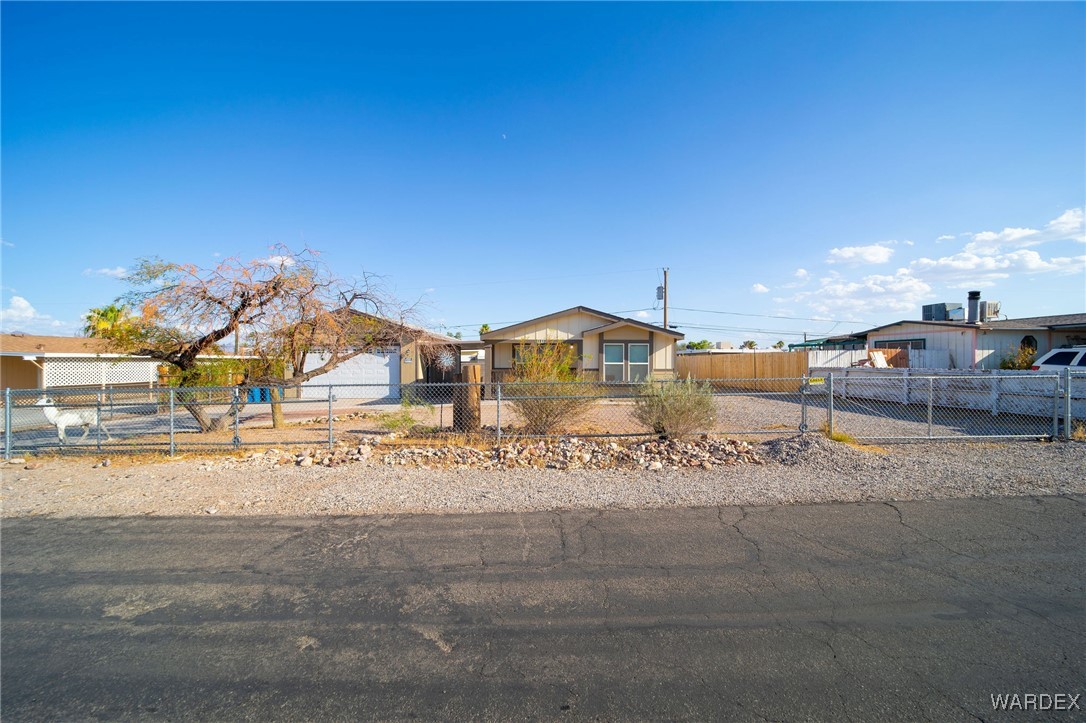 1818 Surf And Sand Drive