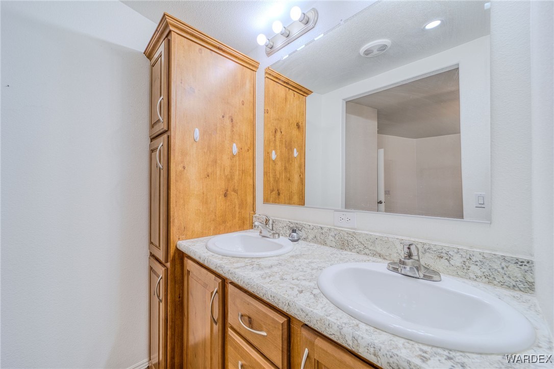 1818 Surf And Sand Drive