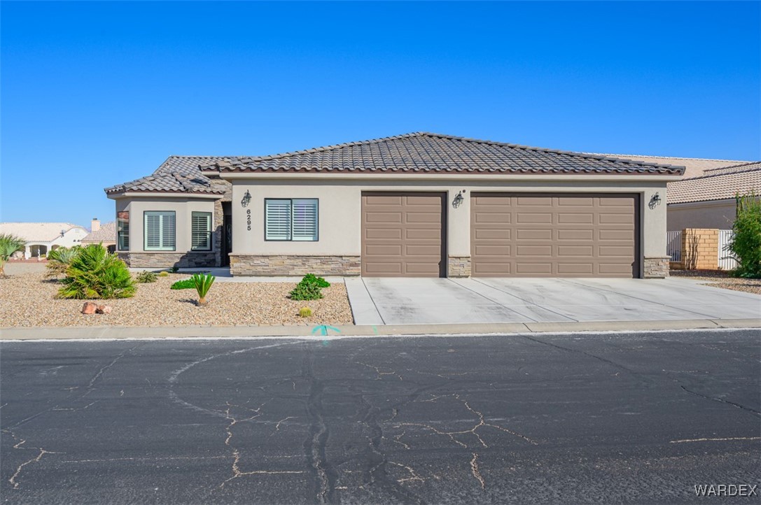 6295 S Vista Laguna Drive