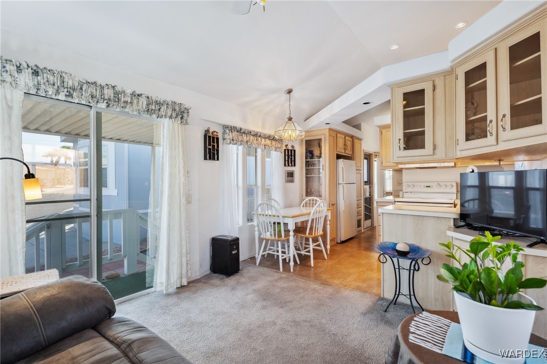 2000 Ramar Road 358