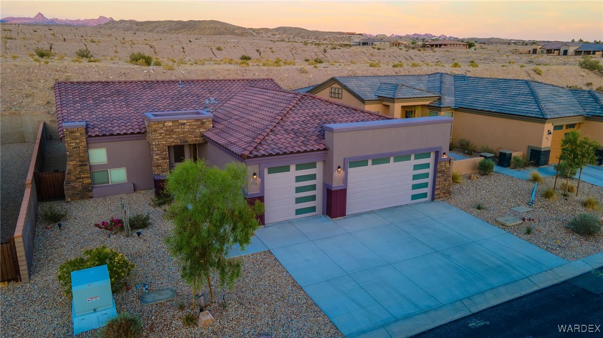 842 Onate Court