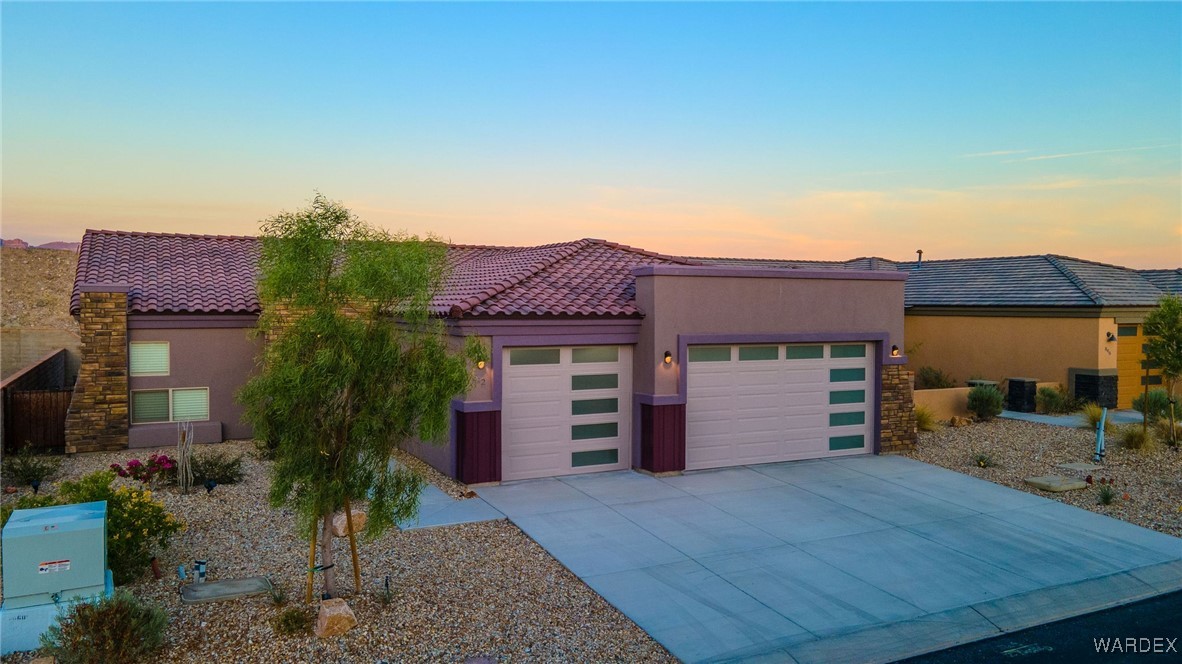 842 Onate Court