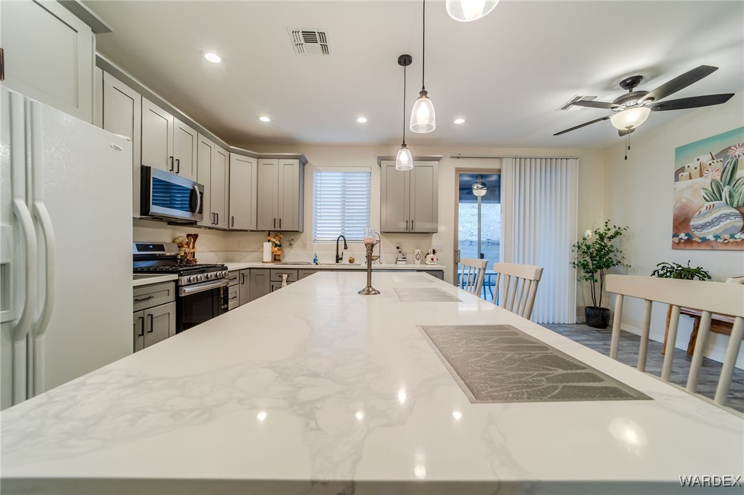 842 Onate Court