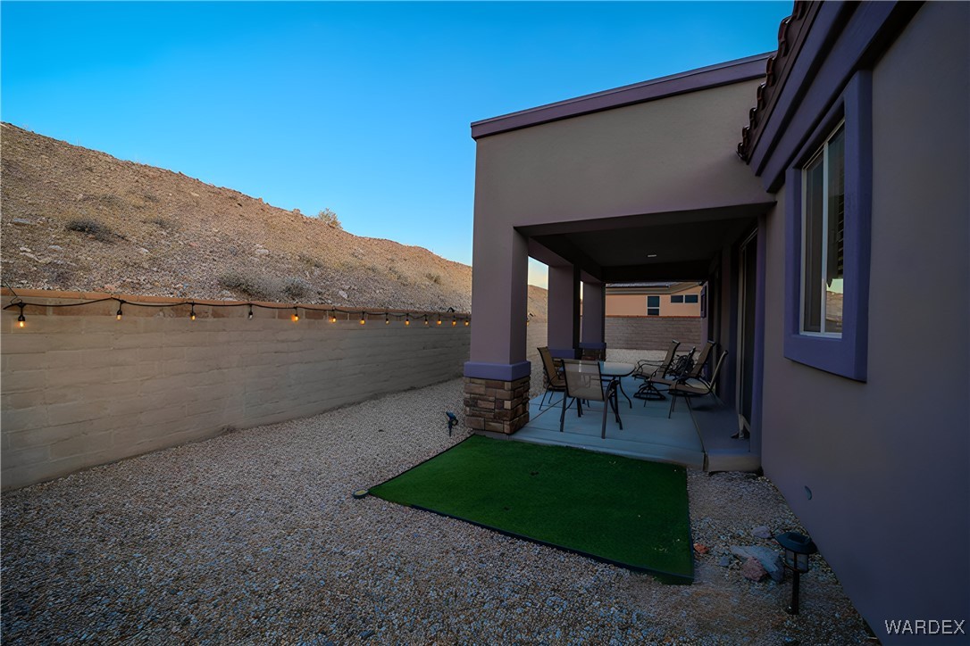 842 Onate Court