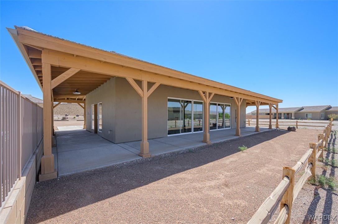2732 Buffalo Trail