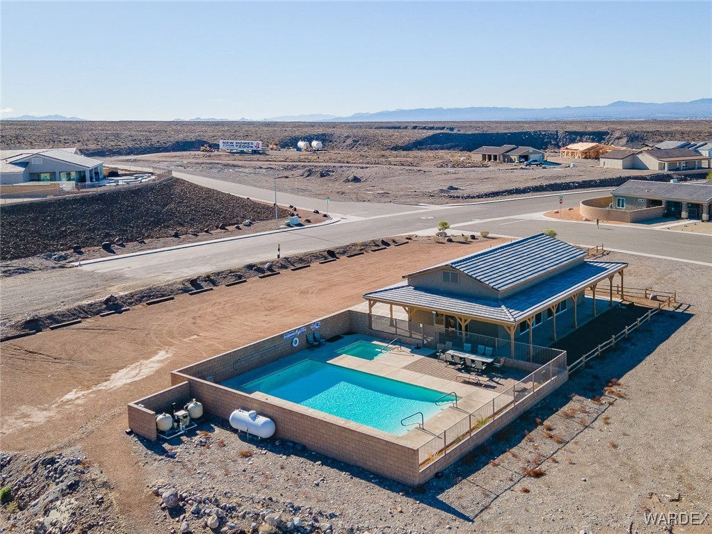 2732 Buffalo Trail
