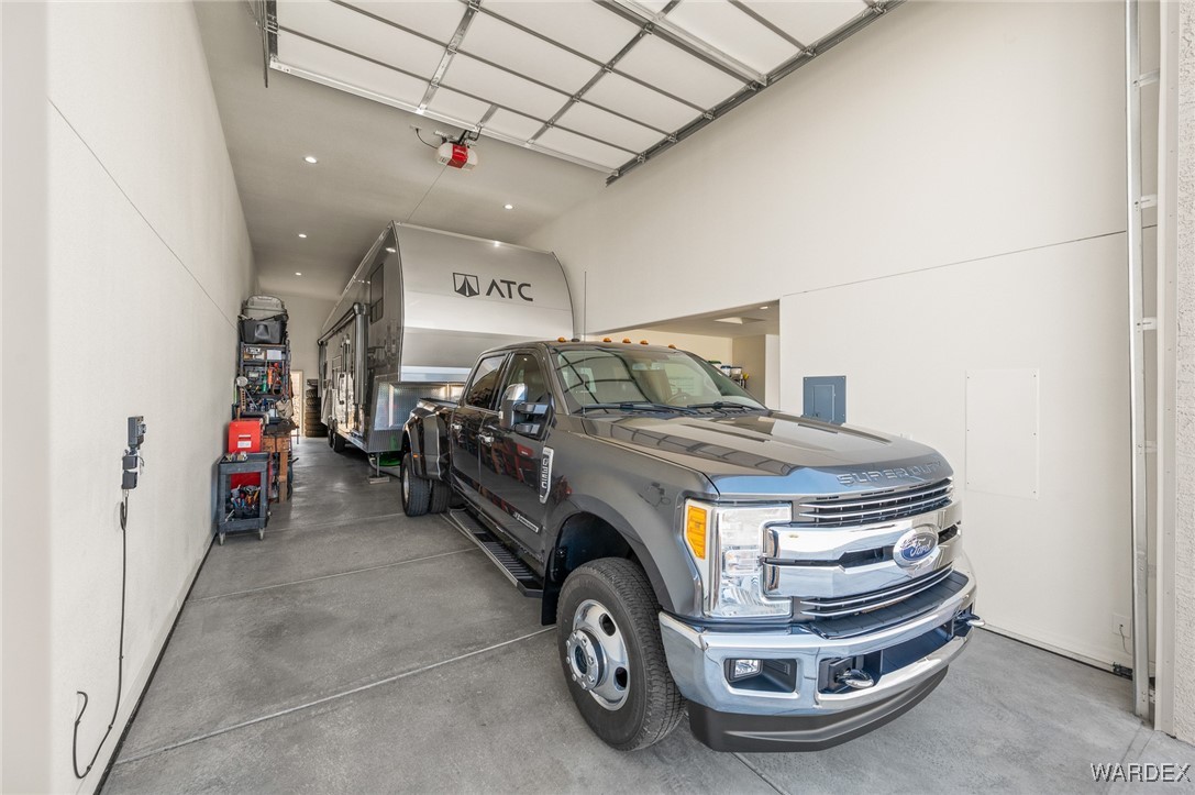 2732 Buffalo Trail