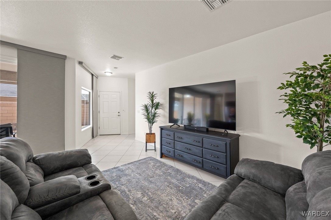 2732 Buffalo Trail