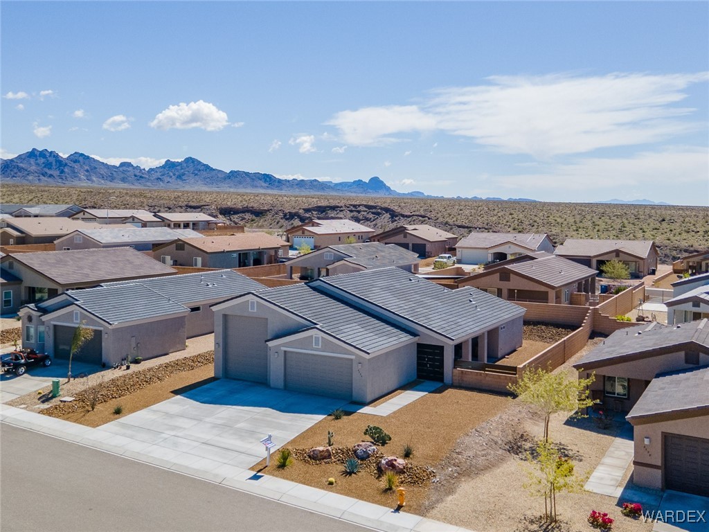 2732 Buffalo Trail