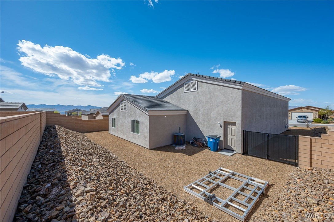 2732 Buffalo Trail