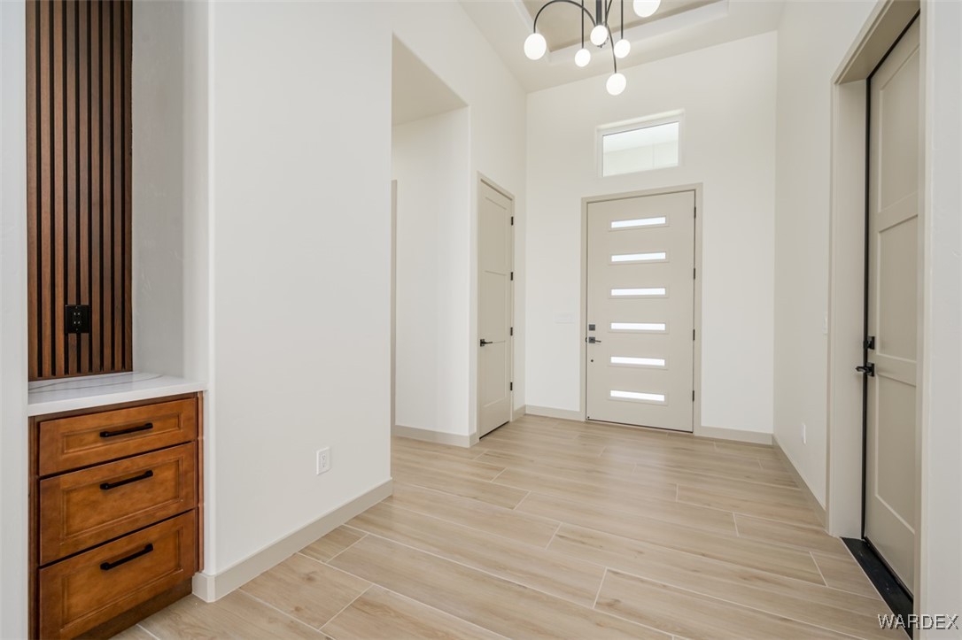 2371 E Paseo Mallorca