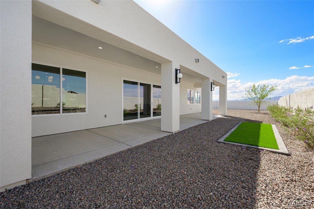2371 E Paseo Mallorca