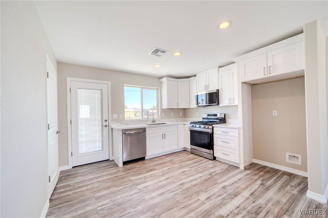 2024 Hualapai Drive