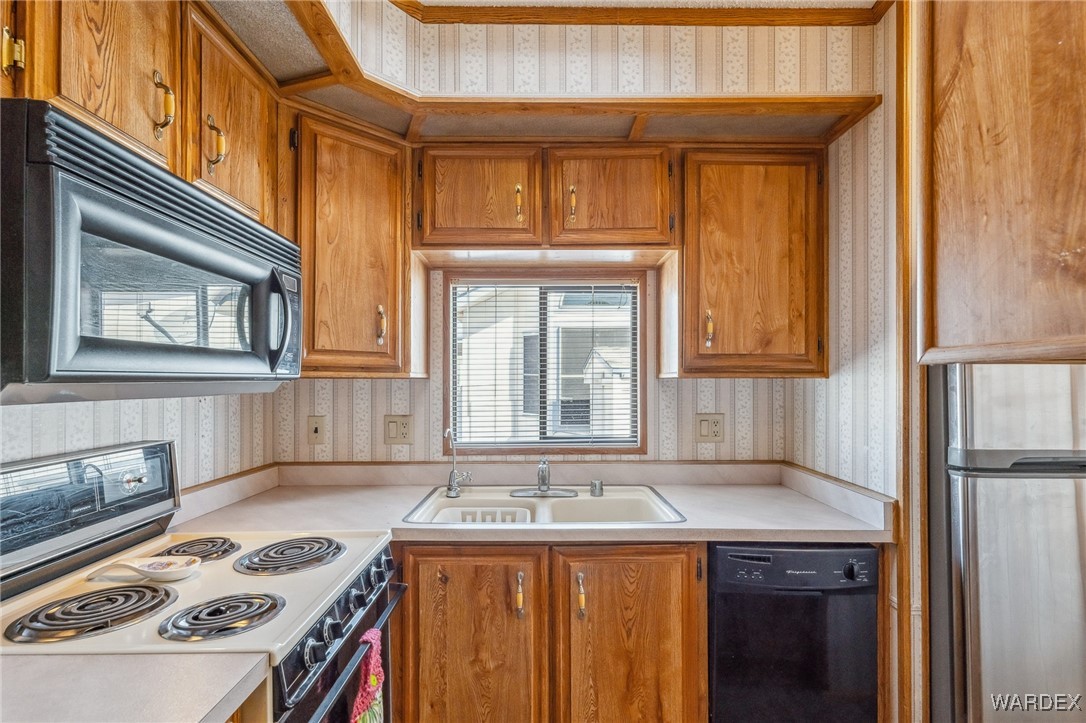 2000 Ramar Road 235