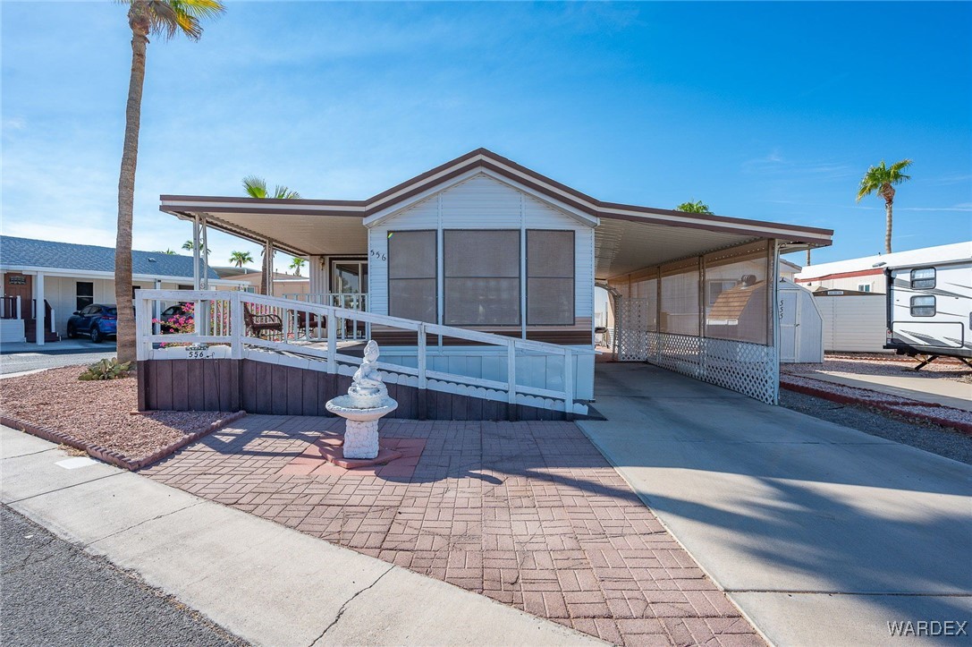 2000 Ramar Road 556