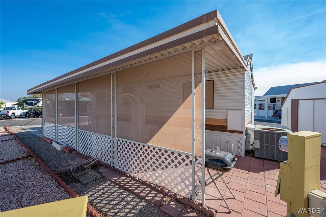 2000 Ramar Road 556