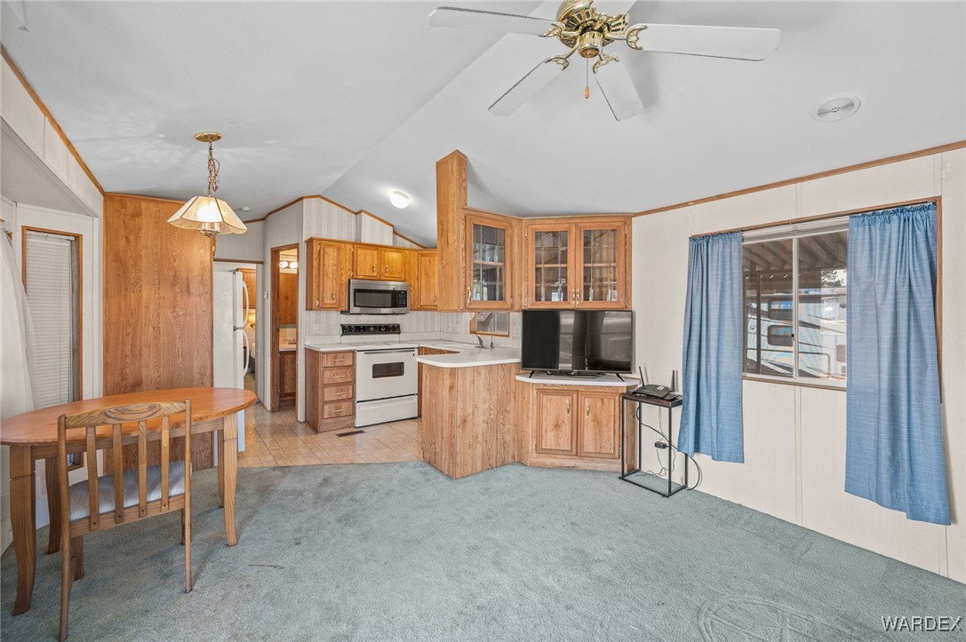 2000 Ramar Road 556