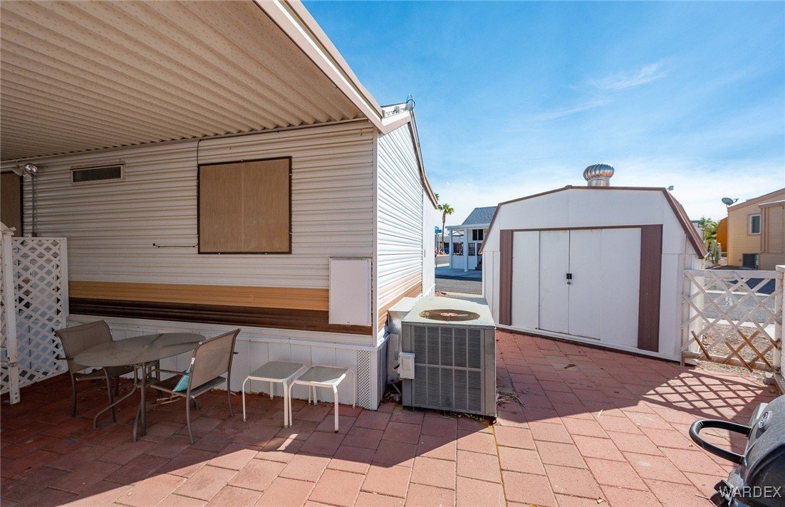 2000 Ramar Road 556