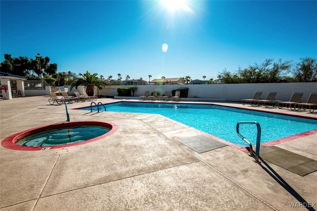 2000 Ramar Road 673