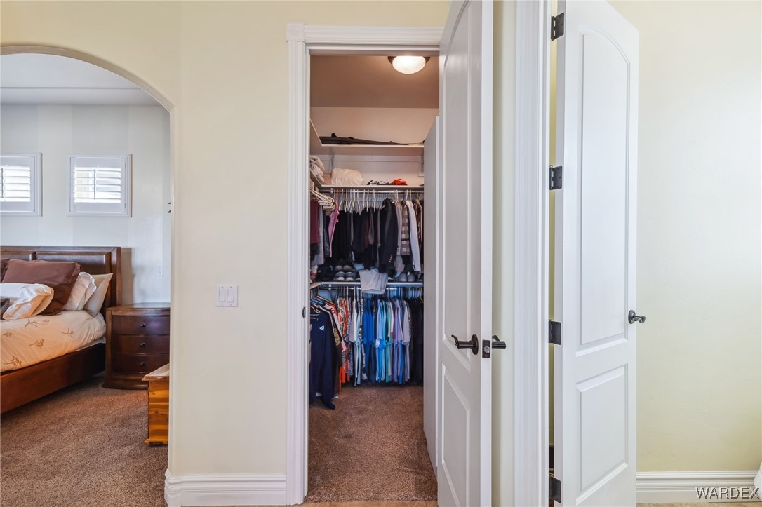 2892 Cresthill Dr.