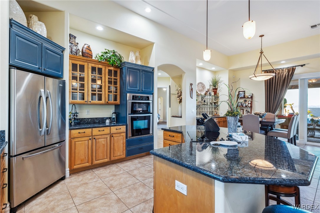2892 Cresthill Dr.