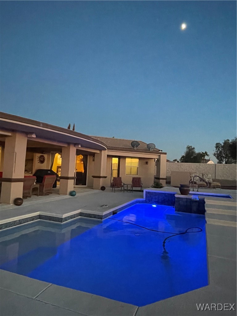 2892 Cresthill Dr.