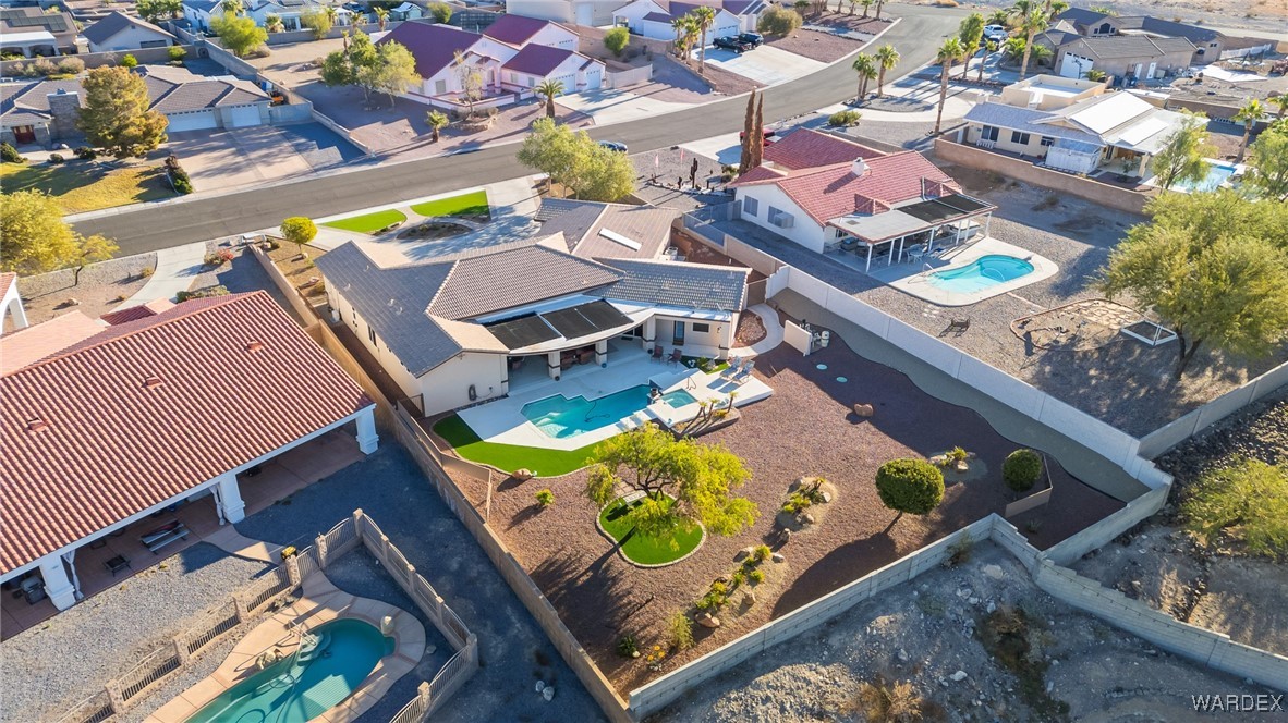2892 Cresthill Dr.