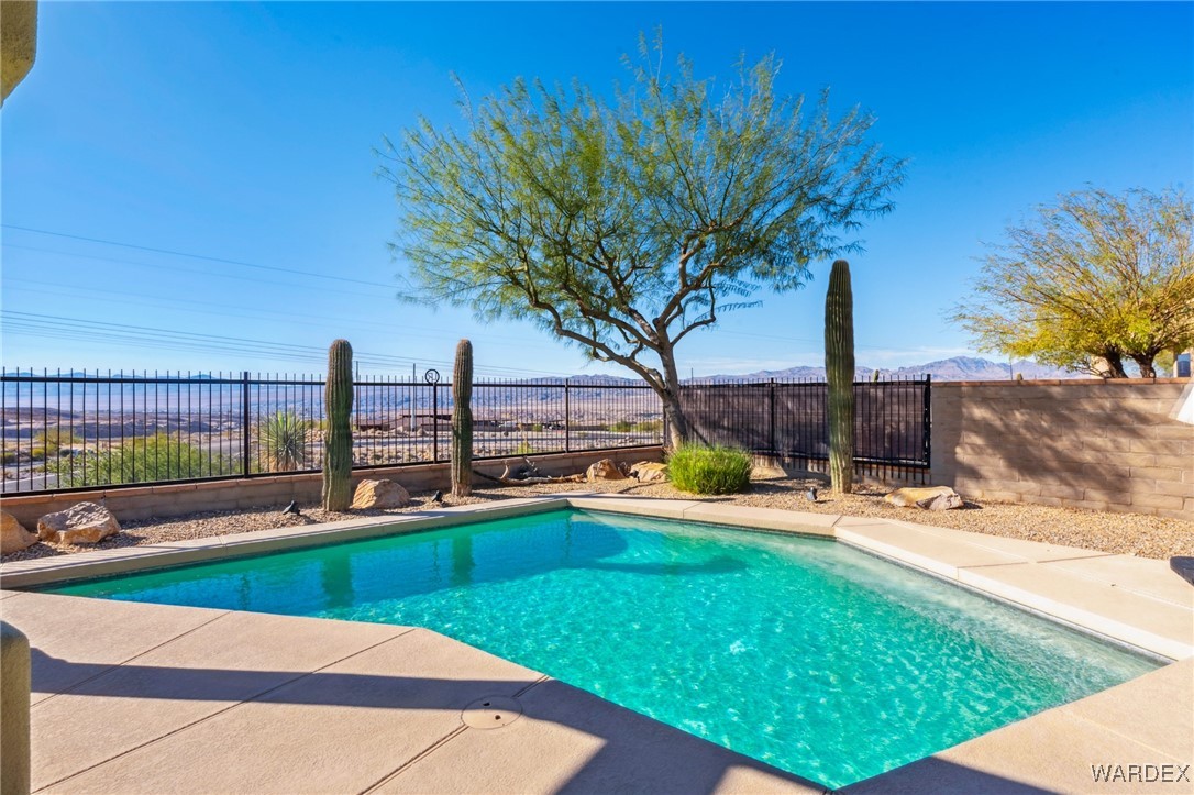 1496 Aztec Cove